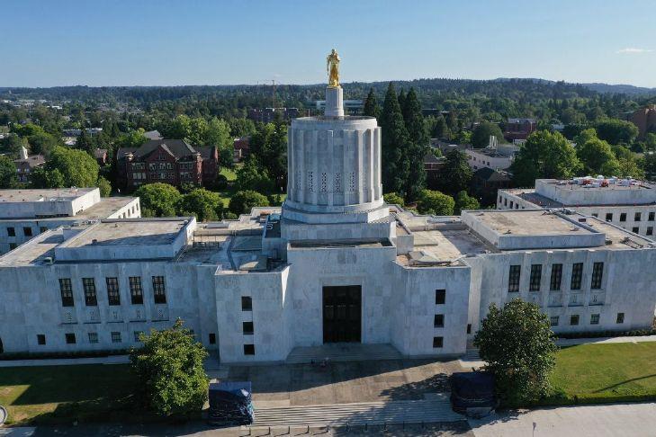 Oregon House approves ‘farm store’ proposal with bipartisan majority